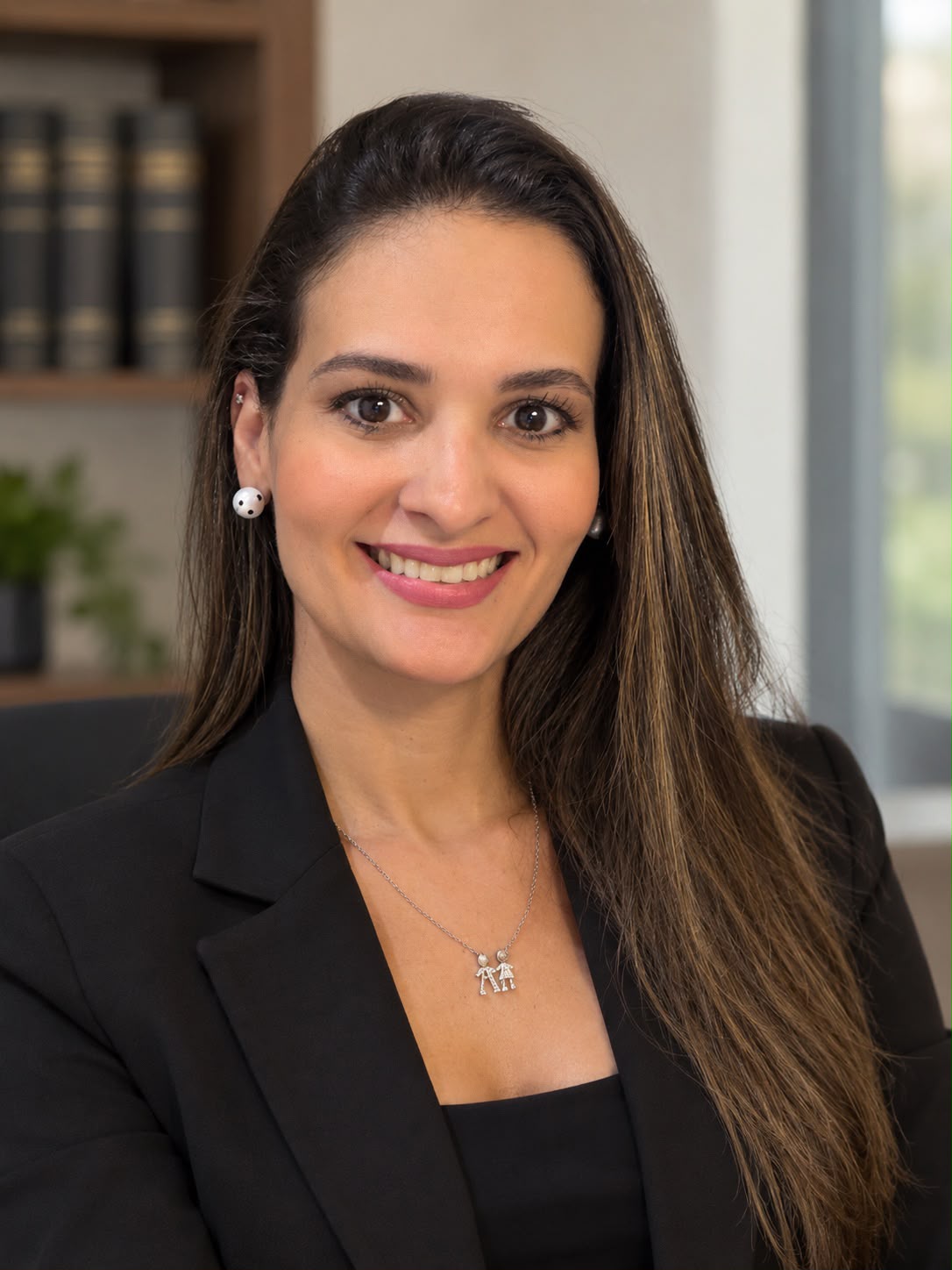 Dra. Raíssa Moraes, advogada